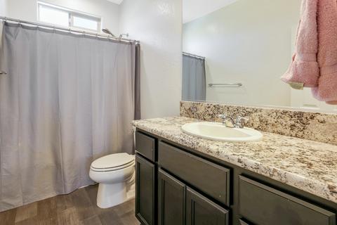 513 Daphne Ln, Lemoore, CA 93245 photo 28