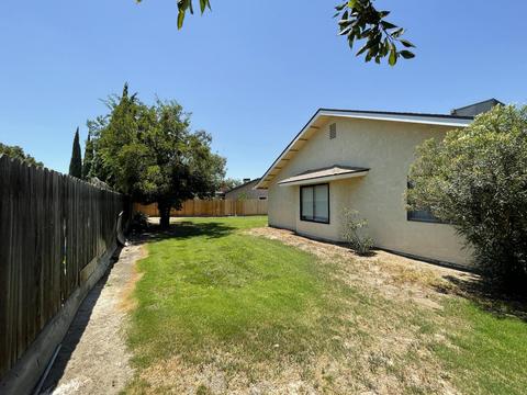 1065 Oakdale Ln, Lemoore, CA 93245 photo 26