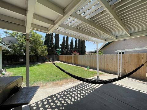 1065 Oakdale Ln, Lemoore, CA 93245 photo 22