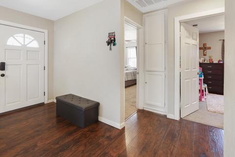 271 S Francis Ave, Exeter, CA 93221 photo 5
