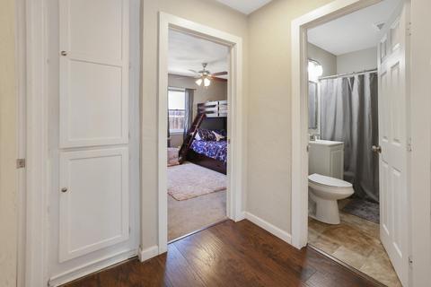 271 S Francis Ave, Exeter, CA 93221 photo 6