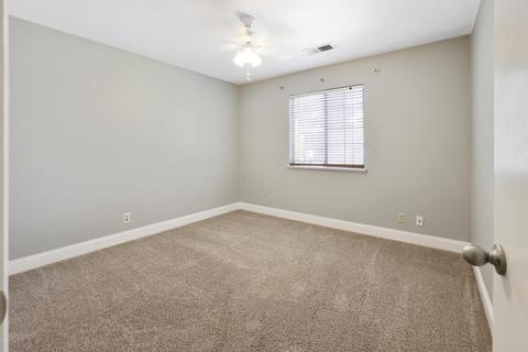 1926 E Parrish Ct, Visalia, CA 93292 photo 29