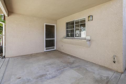 1926 E Parrish Ct, Visalia, CA 93292 photo 31