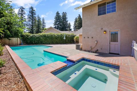 1926 E Parrish Ct, Visalia, CA 93292 photo 35