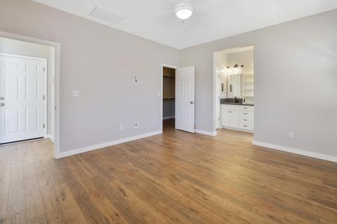 3211 N Memory St, Visalia, CA 93291 photo 27