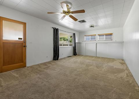1010 W Iris Ave, Visalia, CA 93277 photo 9