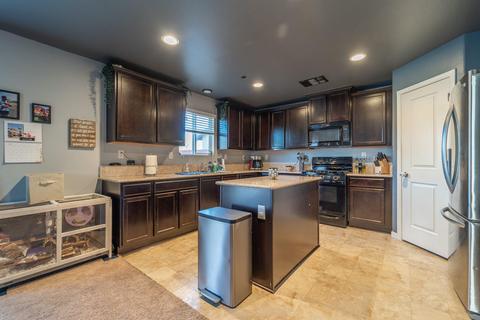 2279 Eldridge Ave, Tulare, CA 93274 photo 11