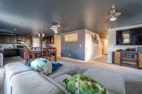 2279 Eldridge Ave, Tulare, CA 93274 photo 9