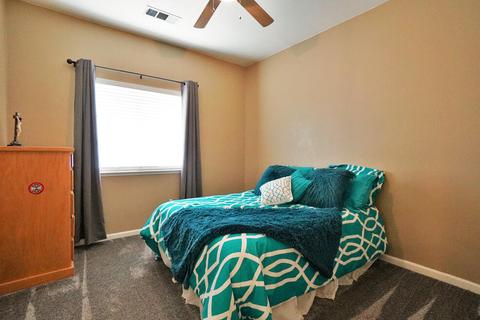 1595 Tulip St, Lemoore, CA 93245 photo 25