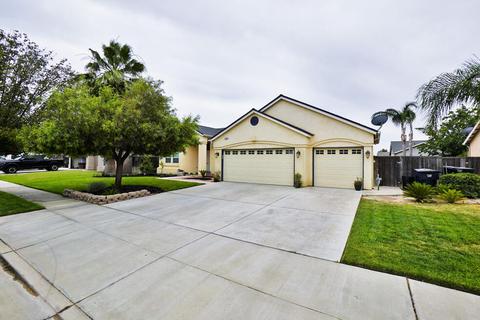 1595 Tulip St, Lemoore, CA 93245 photo 3
