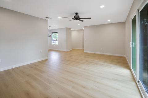 2234 S Memory St, Visalia, CA 93277 photo 10
