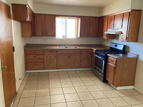 273 S Hamlin Rd, Tipton, CA 93272 photo 5