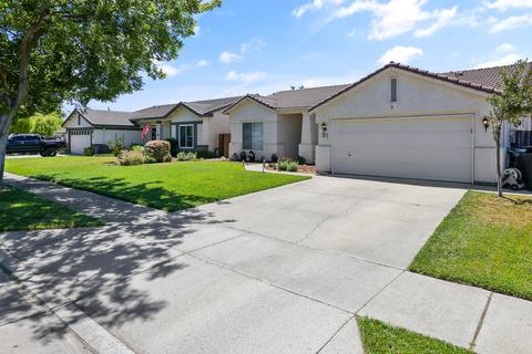 663 Bristol Ct, Lemoore, CA 93245 photo 3
