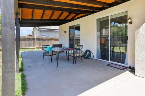 663 Bristol Ct, Lemoore, CA 93245 photo 33
