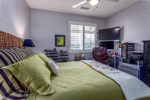 2003 E Parkview Ct, Visalia, CA 93292 photo 14