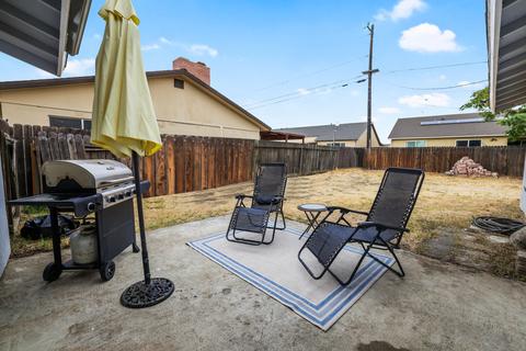 888 E Cinnamon Dr, Lemoore, CA 93245 photo 27