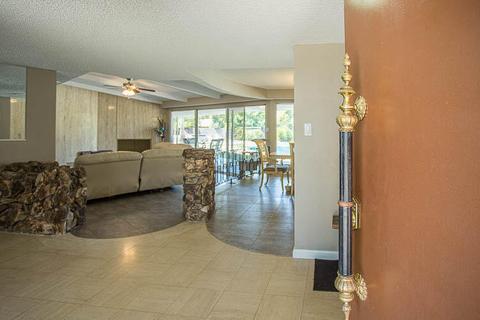 3044 W Iris Ave, Visalia, CA 93277 photo 5