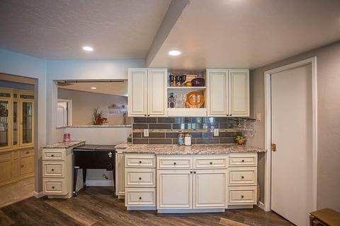 3044 W Iris Ave, Visalia, CA 93277 photo 31