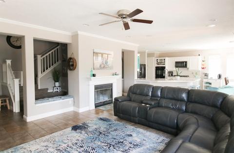 3238 Ryan Ave, Clovis, CA 93611 photo 12