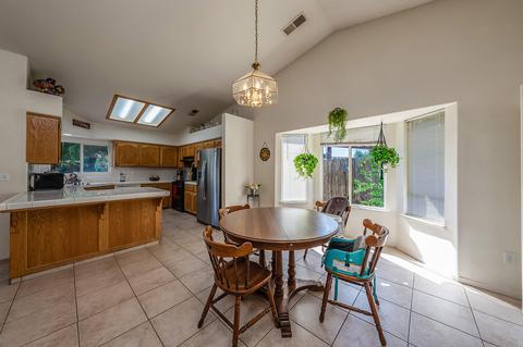760 Florence Ave, Lemoore, CA 93245 photo 8