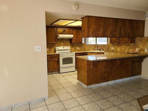 1546 E Millard Way, Dinuba, CA 93618 photo 8