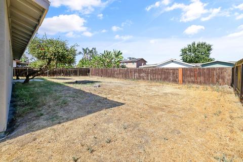 2224 S Memory St, Visalia, CA 93277 photo 20