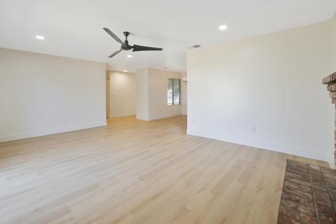 2224 S Memory St, Visalia, CA 93277 photo 5