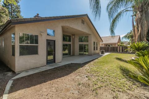 1446 E Parkview Ct, Visalia, CA 93292 photo 30