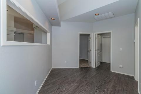 1446 E Parkview Ct, Visalia, CA 93292 photo 19