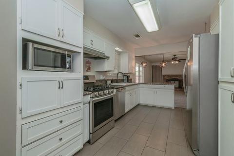 1474 Ashland Dr, Lemoore, CA 93245 photo 9