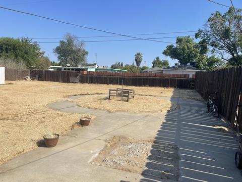 916 E Ivy St, Hanford, CA 93230 photo 16