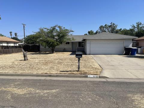 916 E Ivy St, Hanford, CA 93230 photo 1