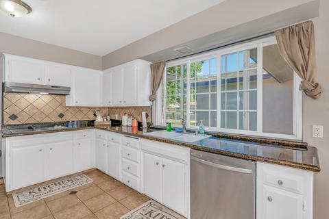 2811 Paula Dr, Clovis, CA 93612 photo 6