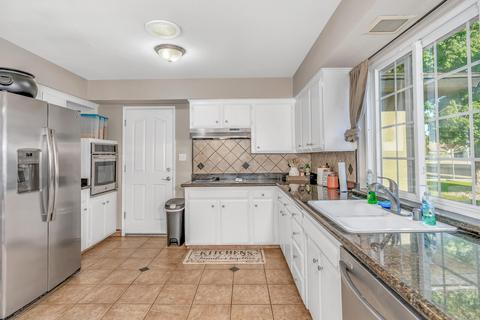 2811 Paula Dr, Clovis, CA 93612 photo 4