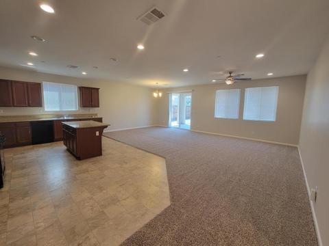 3909 E Cypress Ave, Visalia, CA 93292 photo 3
