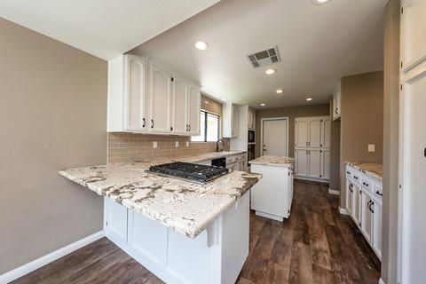 380 S Acacia Dr, Lemoore, CA 93245 photo 10