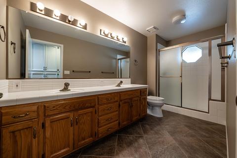 380 S Acacia Dr, Lemoore, CA 93245 photo 26