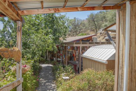43176 Bryson Rd, Squaw Valley, CA 93675 photo 38