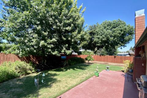 627 Birdsong Ct, Exeter, CA 93221 photo 27
