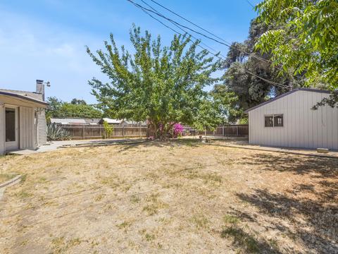 525 W D St, Lemoore, CA 93245 photo 20