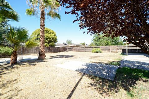 1710 E Seeger Ct, Visalia, CA 93292 photo 20