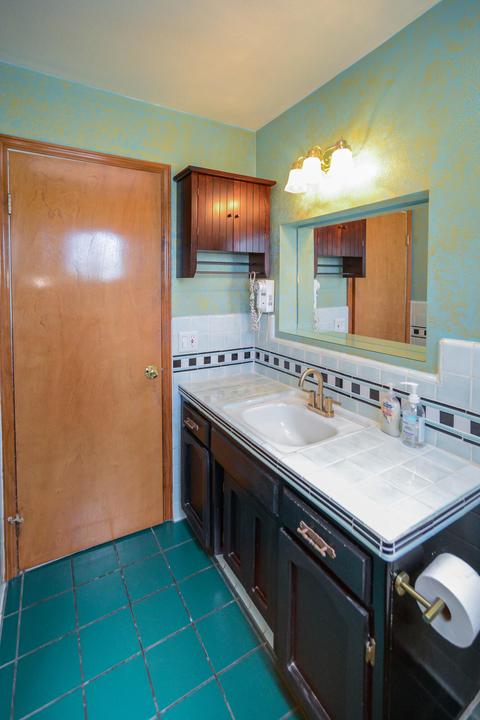 1710 E Seeger Ct, Visalia, CA 93292 photo 14