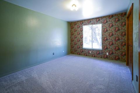 1710 E Seeger Ct, Visalia, CA 93292 photo 12