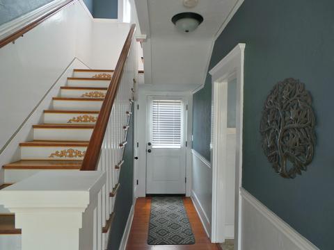 209 E 11th St, Hanford, CA 93230 photo 5