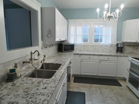 209 E 11th St, Hanford, CA 93230 photo 15