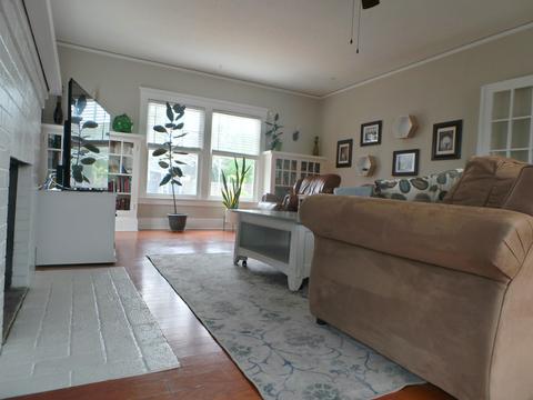 209 E 11th St, Hanford, CA 93230 photo 14
