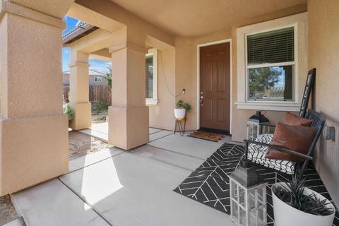 1110 E Copper Ct, Visalia, CA 93292 photo 3