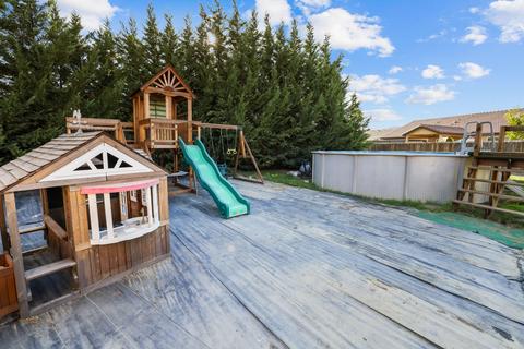 1110 E Copper Ct, Visalia, CA 93292 photo 37