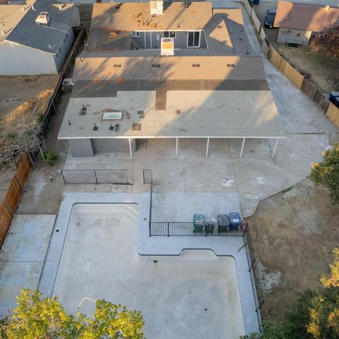 725 N E St, Tulare, CA 93274 photo 10