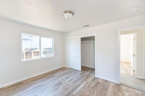725 N E St, Tulare, CA 93274 photo 24